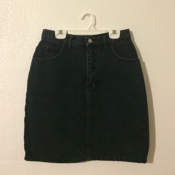 Vintage Guess dark denim midi skirt