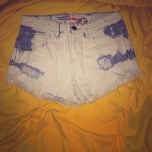 high waisted bleached shorts