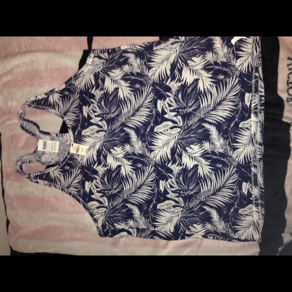 PINK Victoria's Secret Tops - brand new vs tank top