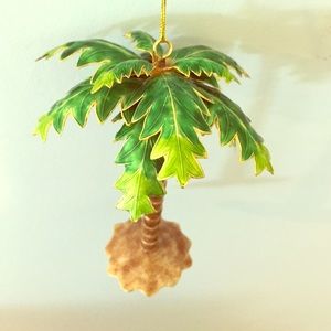 🍉🍉TODAY EVERYTHING IS ONE DOLLAR OFF!!🍉🍉