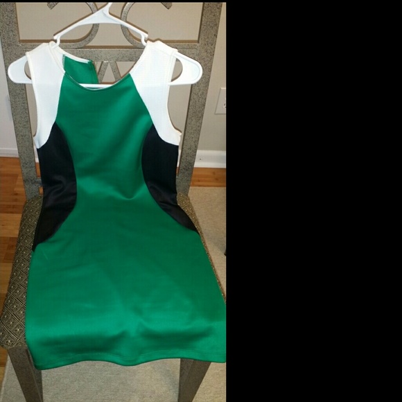 ❌SOLD❌?? NEW LISTING?? FOREVER 21 COLORBLOCK DRESS