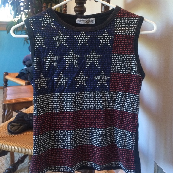 ‼️bundled‼️American flag cropped tee