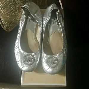 Michael Kors silver fulton quilted flats
