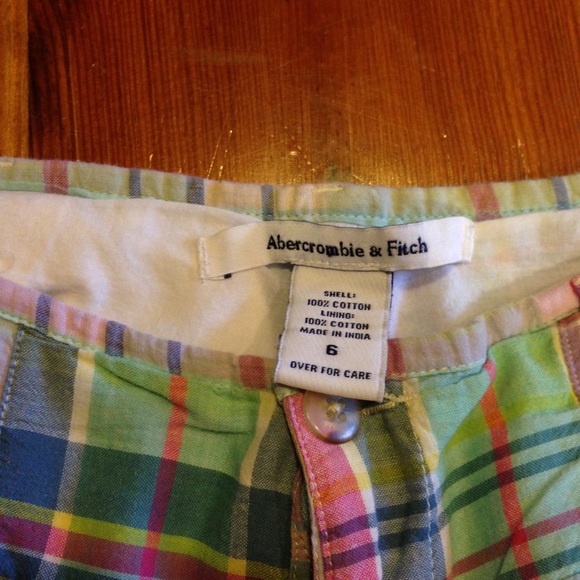 Capris🌈 - Picture 2 of 4