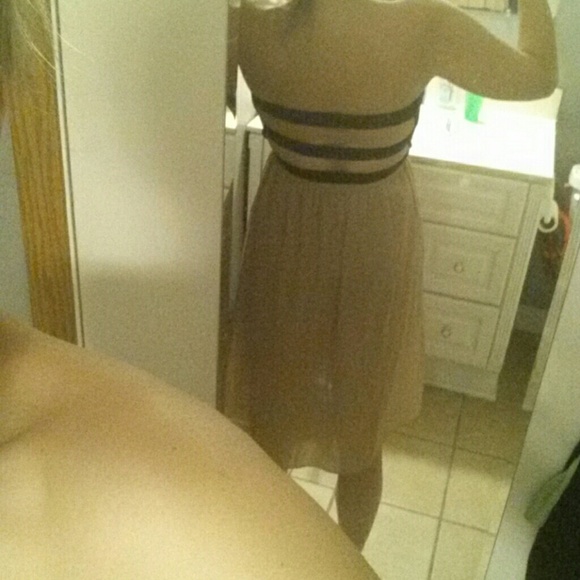 Dress high low - Picture 2 of 2