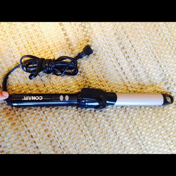 Sold on ♏️ercari Conair curling iron