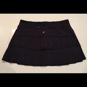 Pacesetter Skirt Skort Lululemon size 6 Regular