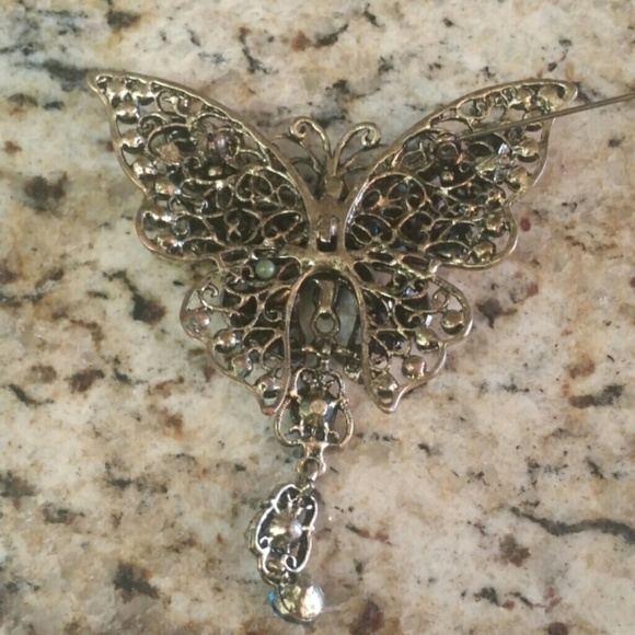 Sold💥 BUTTERFLY RHINESTONE BROACH - Picture 2 of 2