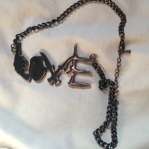 ‼️bundled‼️Love weapons necklace