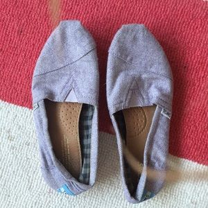 Purple and pink TOMS