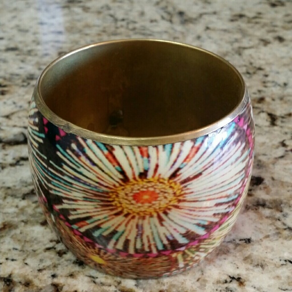 Sold 👑 MULTI COLOR FLORAL BANGLE - Picture 3 of 3