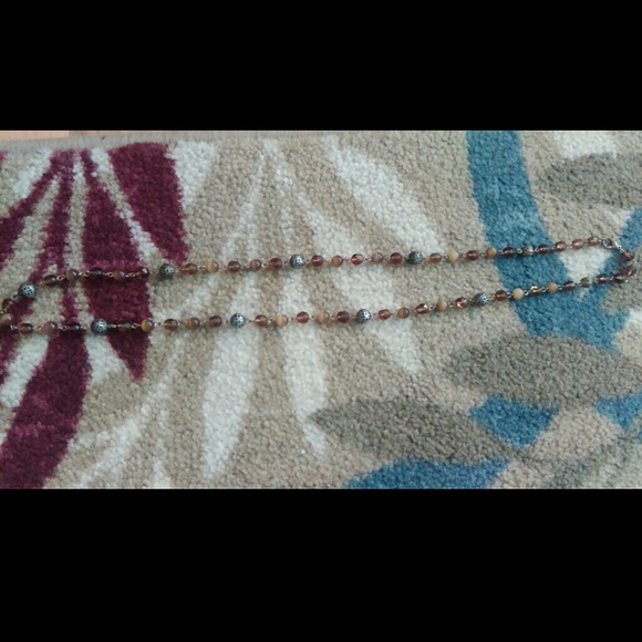 Costume jewelry - Picture 2 of 2