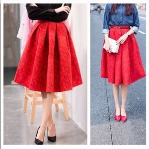 Gorgeous red Midi skirt