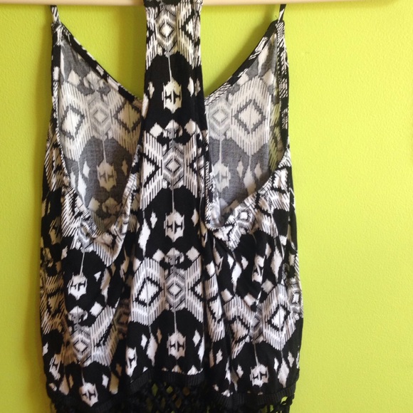 Tank top - Picture 2 of 3