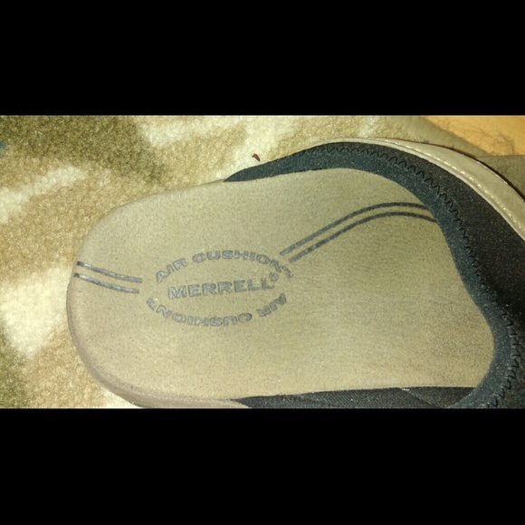 Merrell - Picture 3 of 3