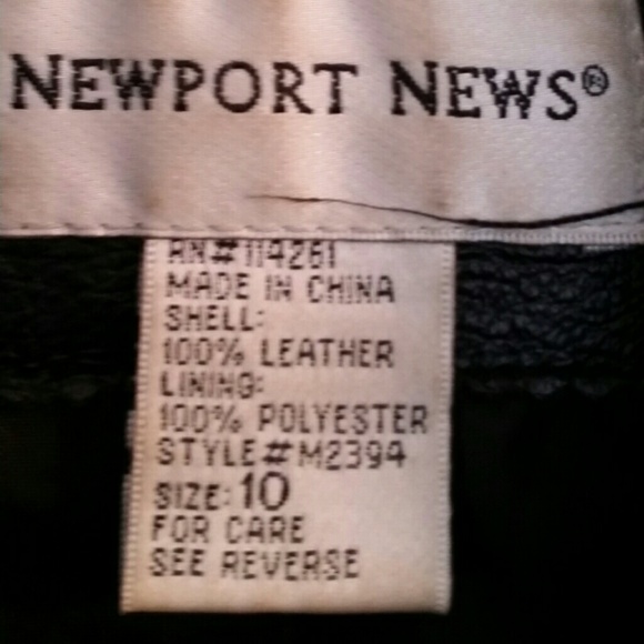 Sold 👚LEATHER BLAZER - Picture 3 of 3