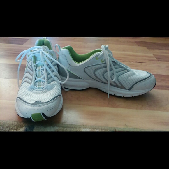 Reebok sneaker