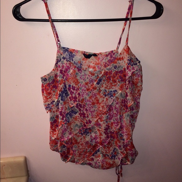 Ruffled tank top