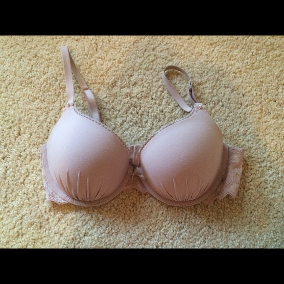 NWOT Victoria's Secret push up demi bra