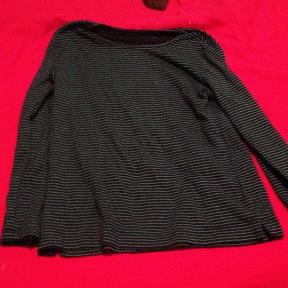 Reversable long sleeve tshirt