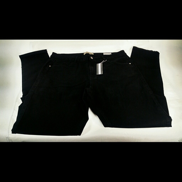 Chloe Black Super Stretch Skinny Jeans Size 16
