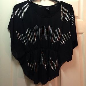 Black sequin top.‼️NEVER WORN‼️