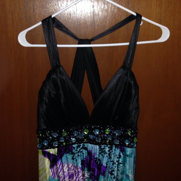 Blue toned floral prom dress - Picture 3 of 4