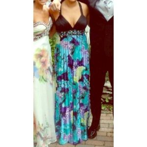 Blue toned floral prom dress