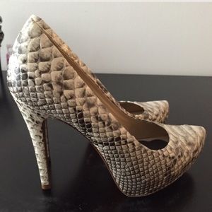 White/Gray Python Skin Alexandre Birman pumps!