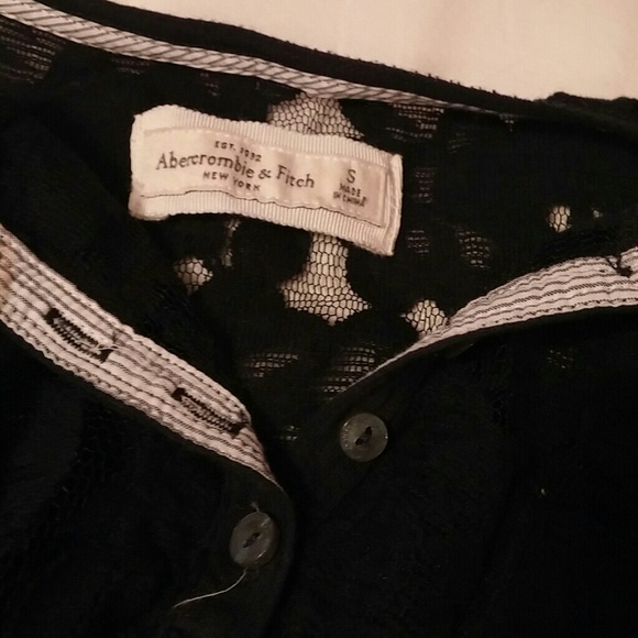 🚫GIFTED🚫Navy Blue Lace Abercrombie Shirt - Picture 3 of 3