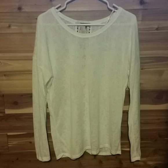 Shirt - Picture 3 of 4