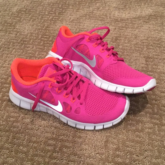 SOLD Women's Pink Nike Free 5.0