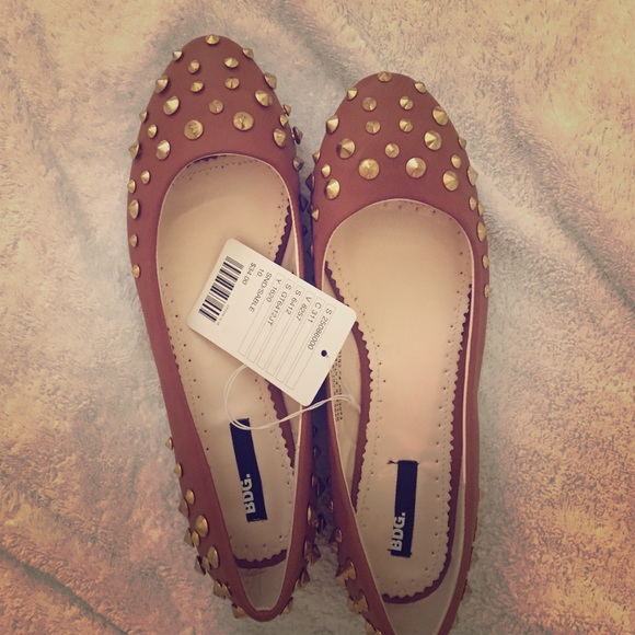 Brown Leather Studded flats