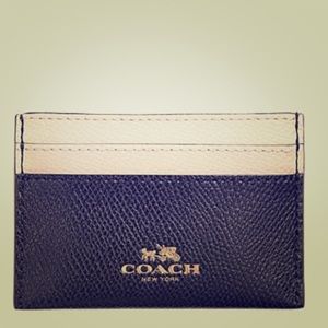 ✨SOLD✨Coach Card Case in Bi-color
