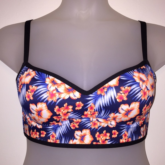 PINK Victoria's Secret Other - 🚫SOLD💙VS PINK Caged Back Bra💙