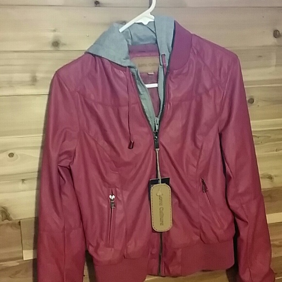 Jacket - Picture 1 of 3