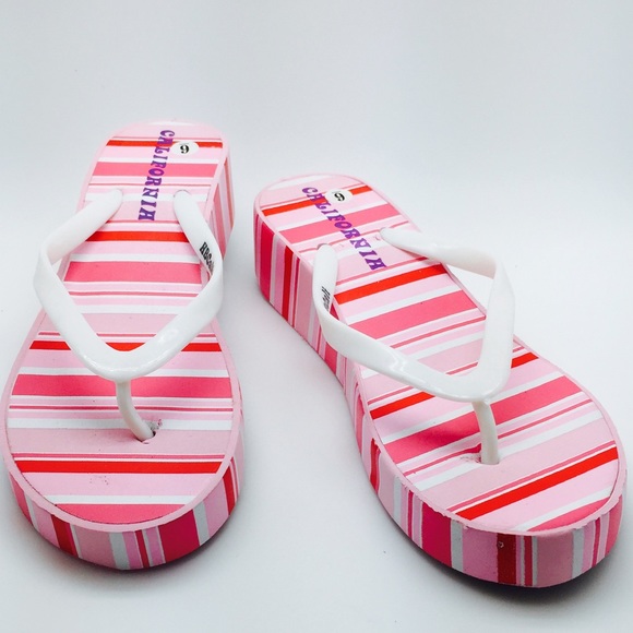 New with tag Flatform wedge sandal style flip flop - Picture 1 of 2