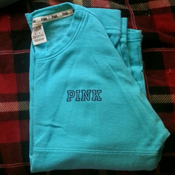 VS PINK Pullover in Blue