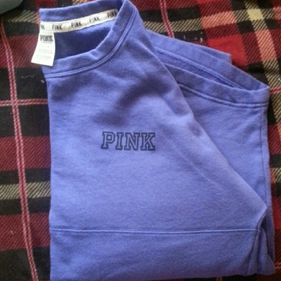 VS PINK Pullover in Purple