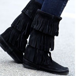 3 layer black fringe boot