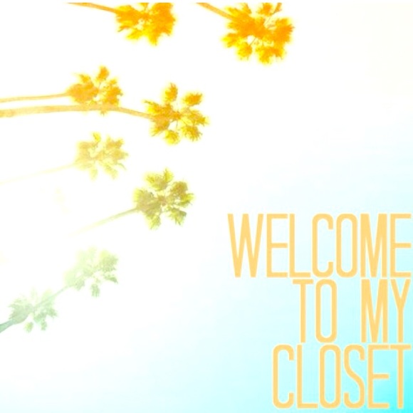 welcome to my closet! ❤️☀️