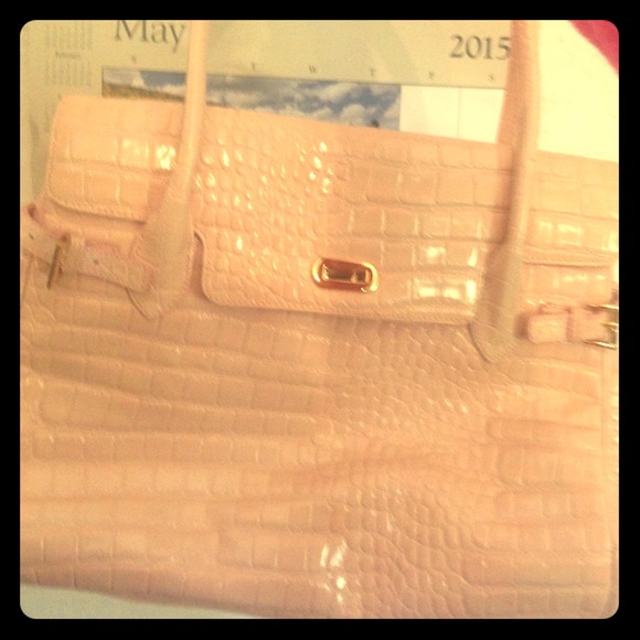 Muska Handbag