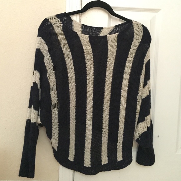Stripes cute sweater - Picture 1 of 3