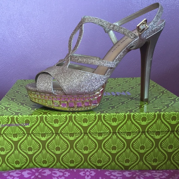Gianni Bini gold/champagne platform