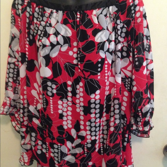 Blouse - Picture 2 of 4