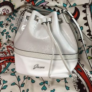 Guess crossbody bag nwt!