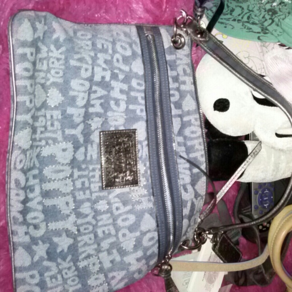 Coach poppy purse