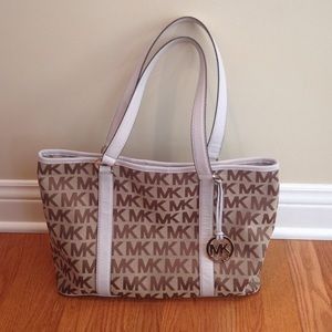 MICHAEL KORS Tote