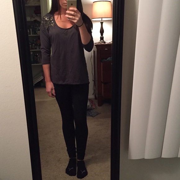 love on a hanger Tops - Grey with gold top