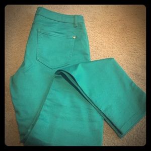 Kelly Green skinny pants!! Never worn! SZ 11